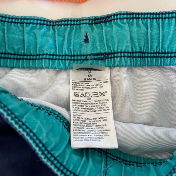 Boys swim clothes - Picture 2 of 4